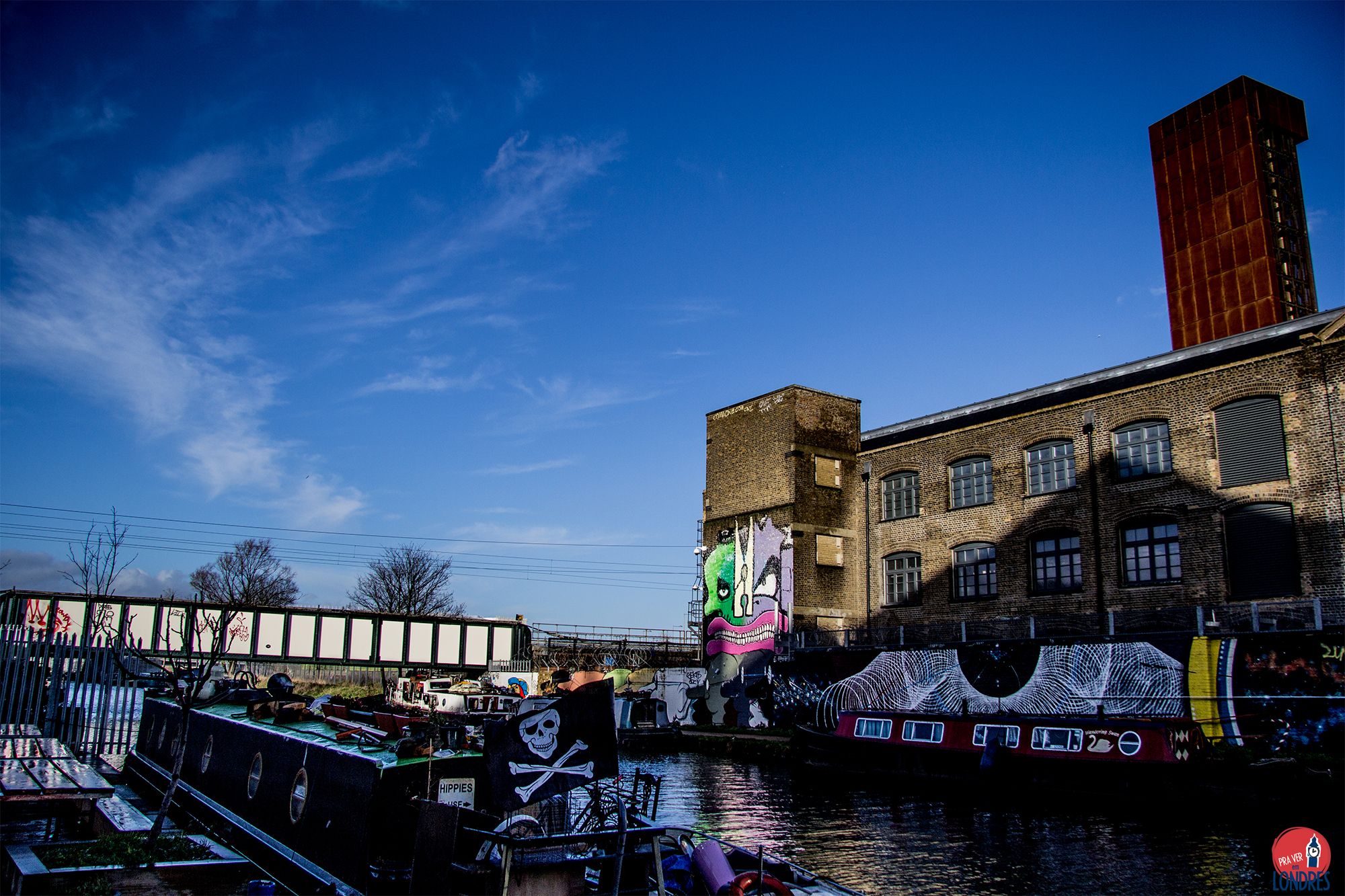 Uma cerveja, um café e um passeio pelo canal no leste de Londres